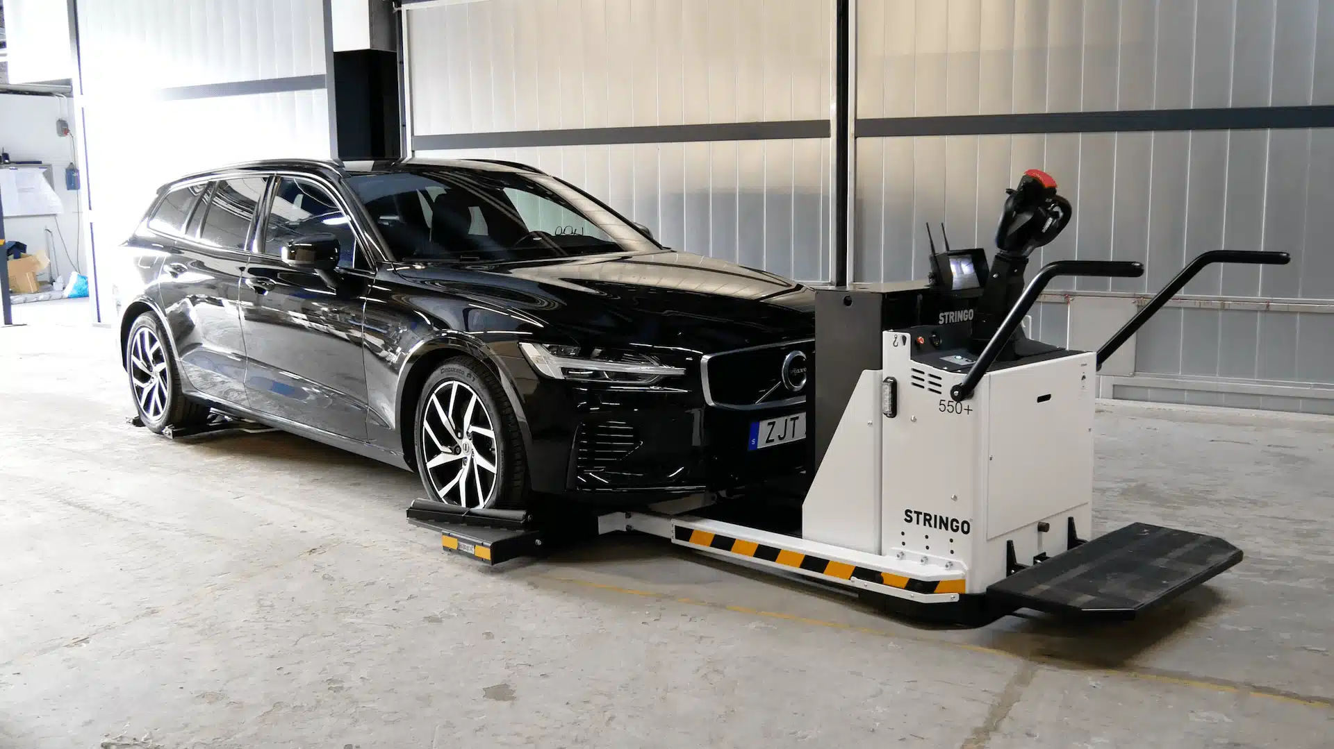 Vehicle Moving Service Company, Car moving service in pakistan, Transport moving service in lahore